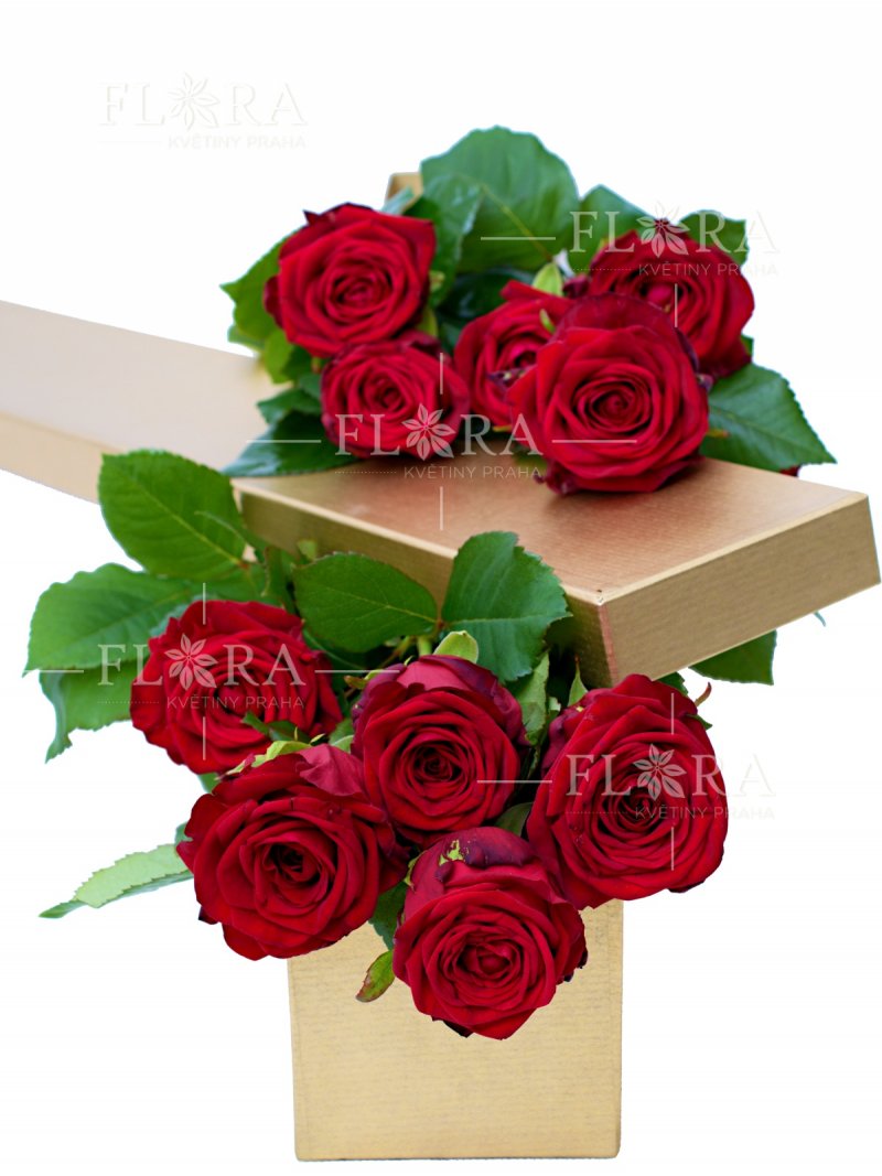 Krabice růží: doručení květin Praha