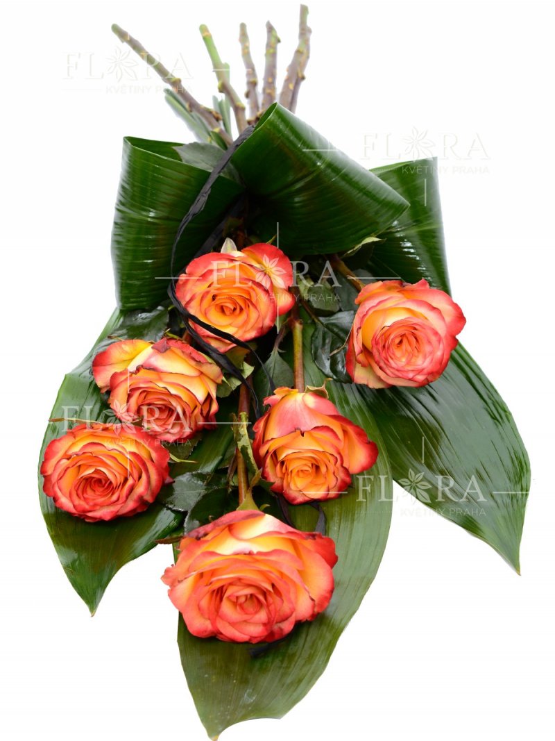 Pohřební květina oranžové růže