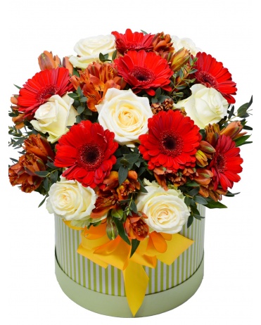 Ruže a gerbery v krabici