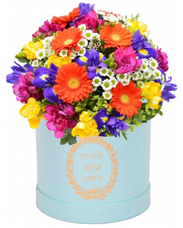 BAREVNÁ KYTICE V KRABICI