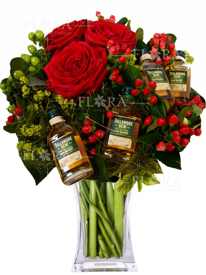 Beautiful unusual bouquet on delivery - flora flowers