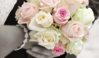 Kytice a barvy na vaší svatbě