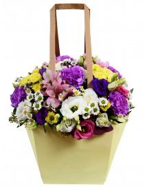 TAŠKA PLNÁ KVĚTIN