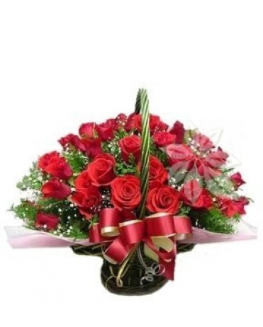 KVĚTINOVÝ KOŠ  RŮŽÍ