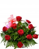 basket of red roses: Flora flowers