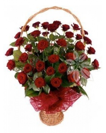 KOŠ RUDÝCH RŮŽÍ