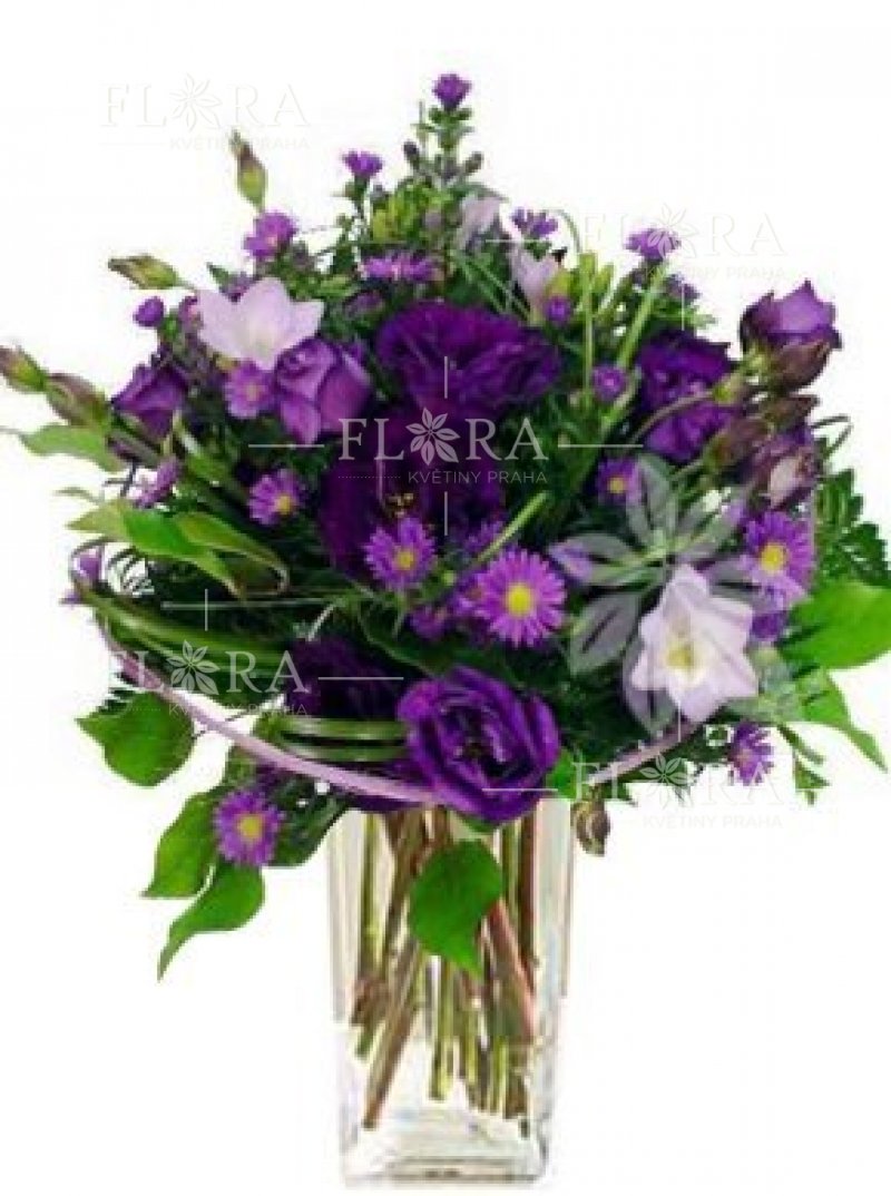 The bouquet is tuned to purple - delivery in Prague